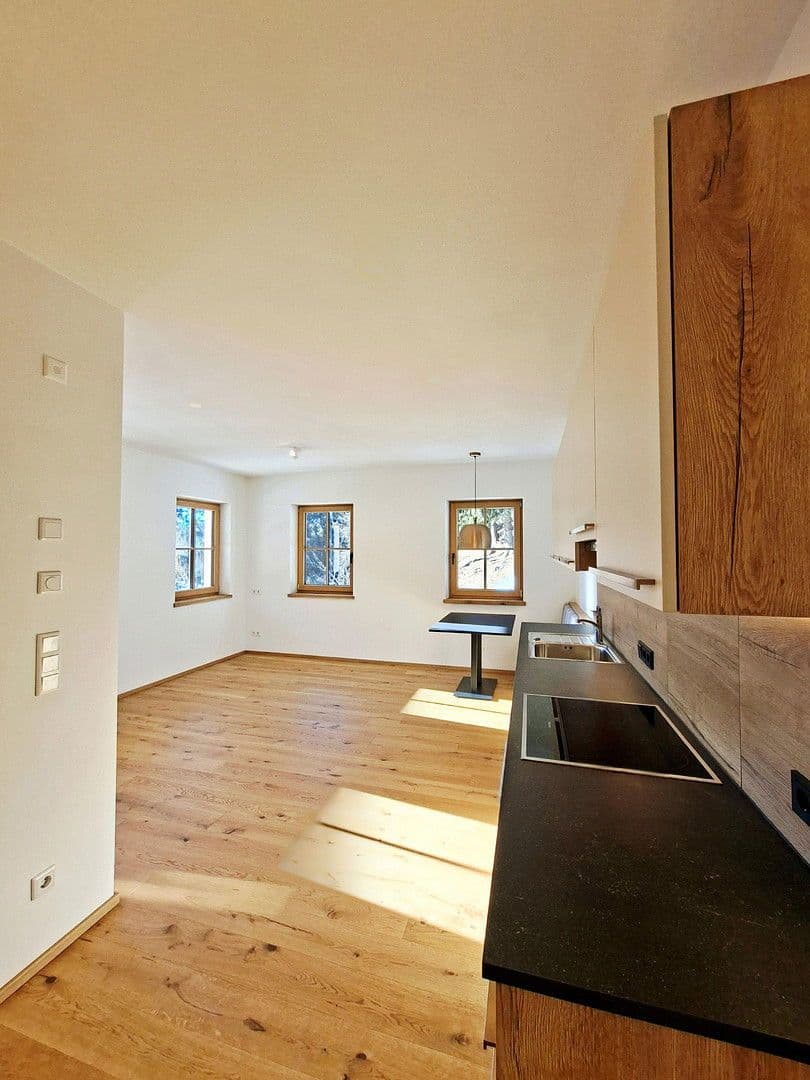 Prenájom bytu 2-izbový 57 m², Hornweg 3, Oberndorf in Tirol, Tirolsko Prenájom bytu 2-izbový 57 m², Hornweg 3, Oberndorf in Tirol, Tirolsko