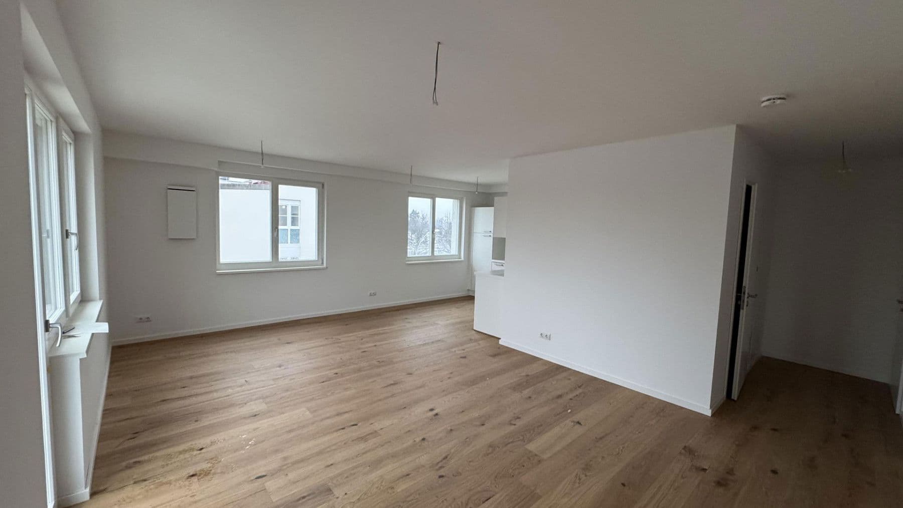 Prenájom bytu 2-izbový 59 m², Pasewalker Straße 96, Berlin, Berlín Prenájom bytu 2-izbový 59 m², Pasewalker Straße 96, Berlin, Berlín