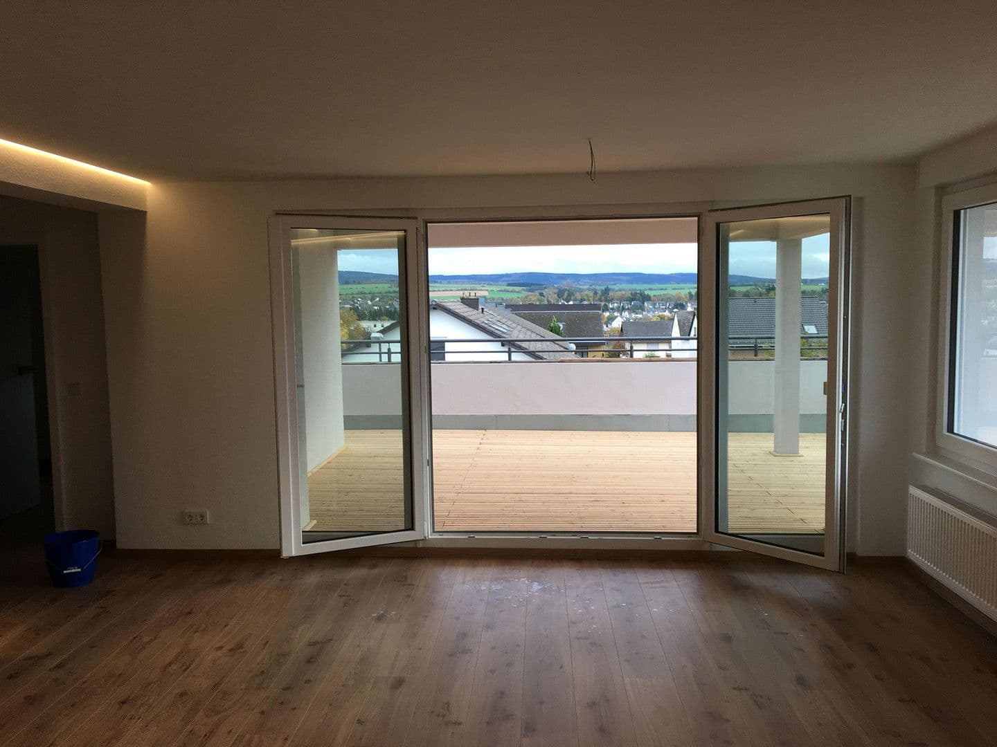 Prenájom bytu 5-izbový 152 m², Simmern/Hunsrück, Porýnie-Falcko Prenájom bytu 5-izbový 152 m², Simmern/Hunsrück, Porýnie-Falcko