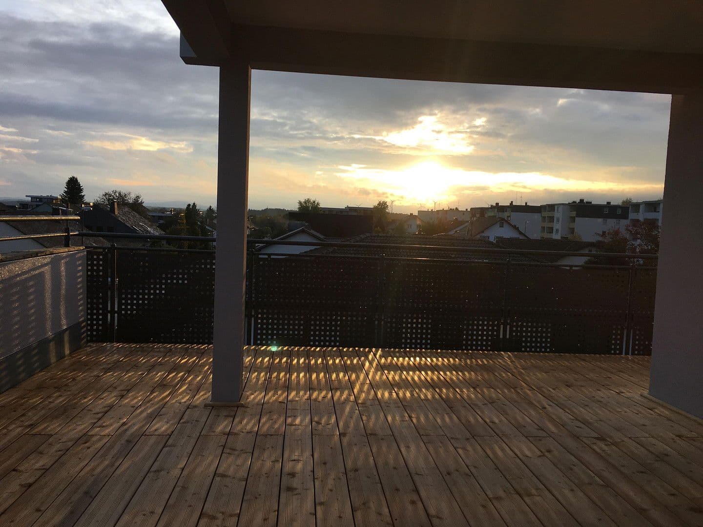 Prenájom bytu 5-izbový 152 m², Simmern/Hunsrück, Porýnie-Falcko Prenájom bytu 5-izbový 152 m², Simmern/Hunsrück, Porýnie-Falcko