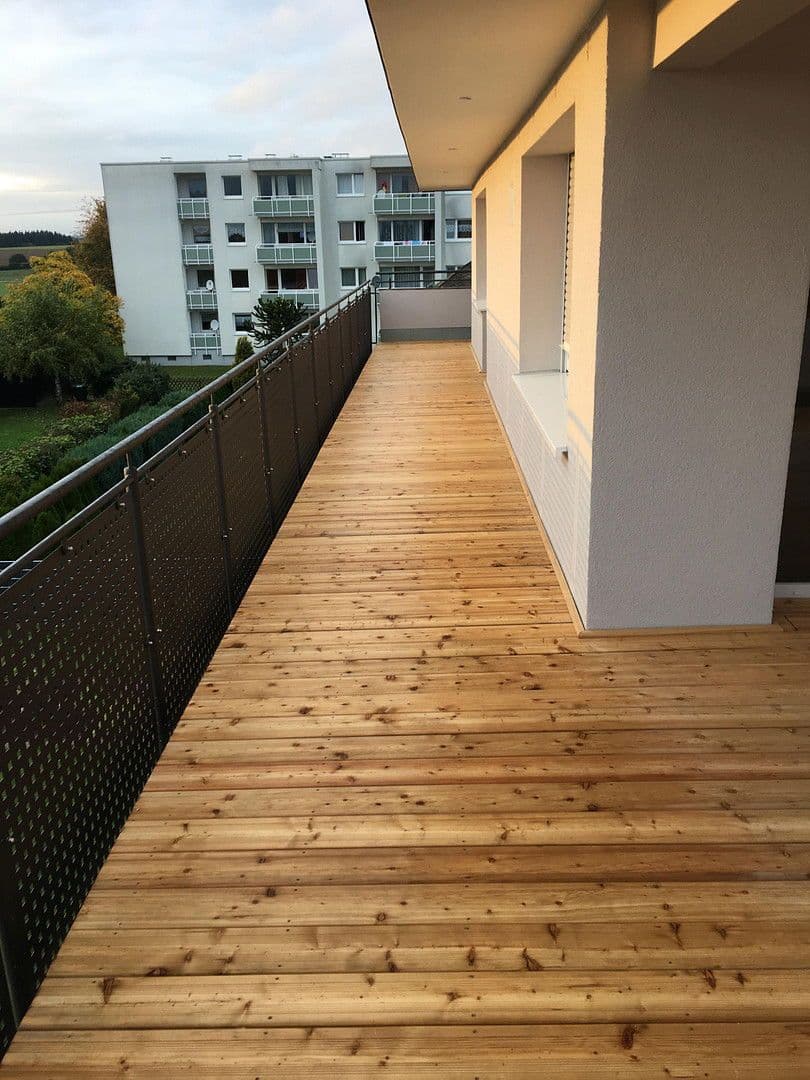 Prenájom bytu 5-izbový 152 m², Simmern/Hunsrück, Porýnie-Falcko Prenájom bytu 5-izbový 152 m², Simmern/Hunsrück, Porýnie-Falcko