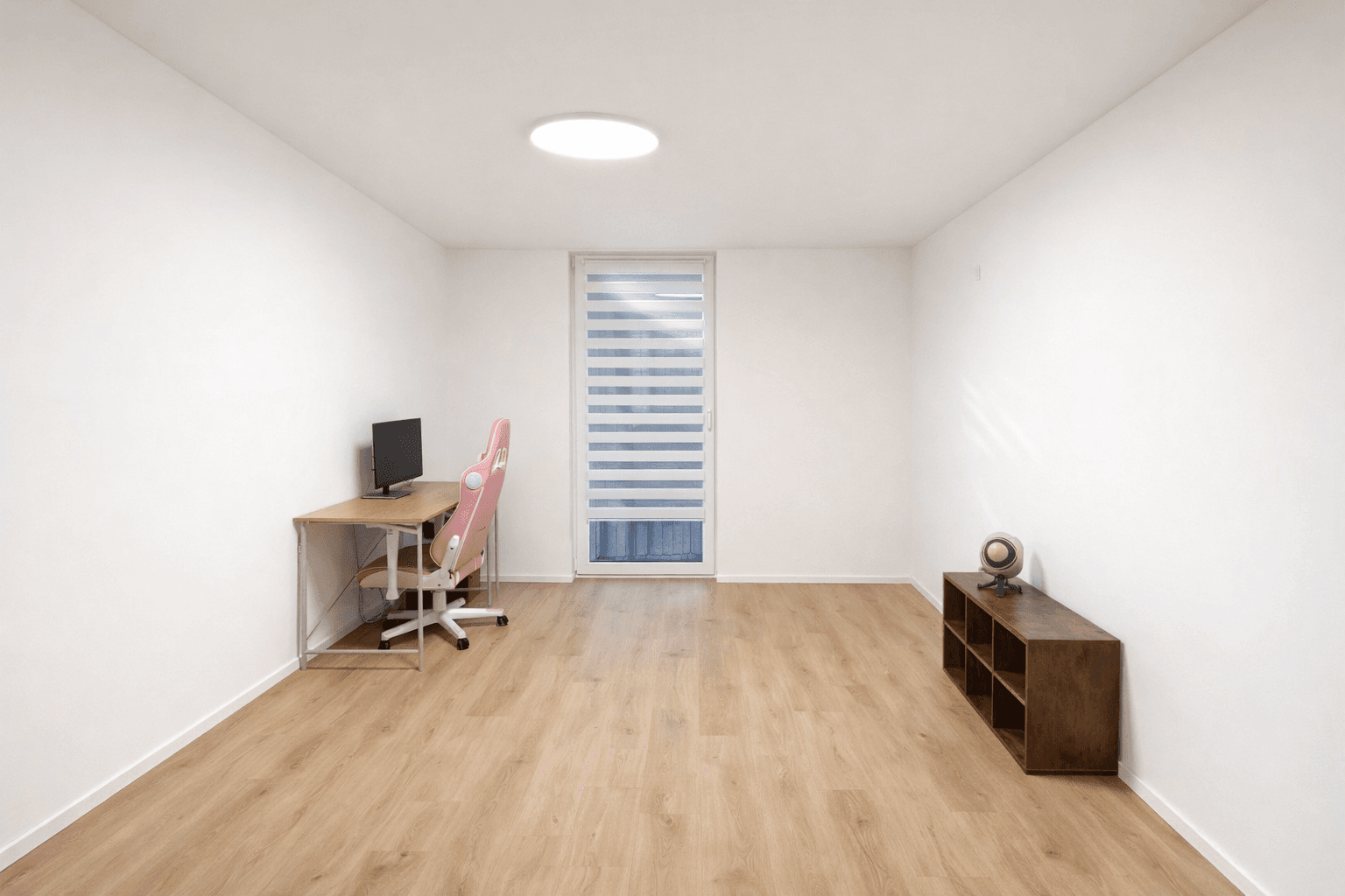 Prenájom bytu 5-izbový 172 m², Jockgrim, Porýnie-Falcko Prenájom bytu 5-izbový 172 m², Jockgrim, Porýnie-Falcko