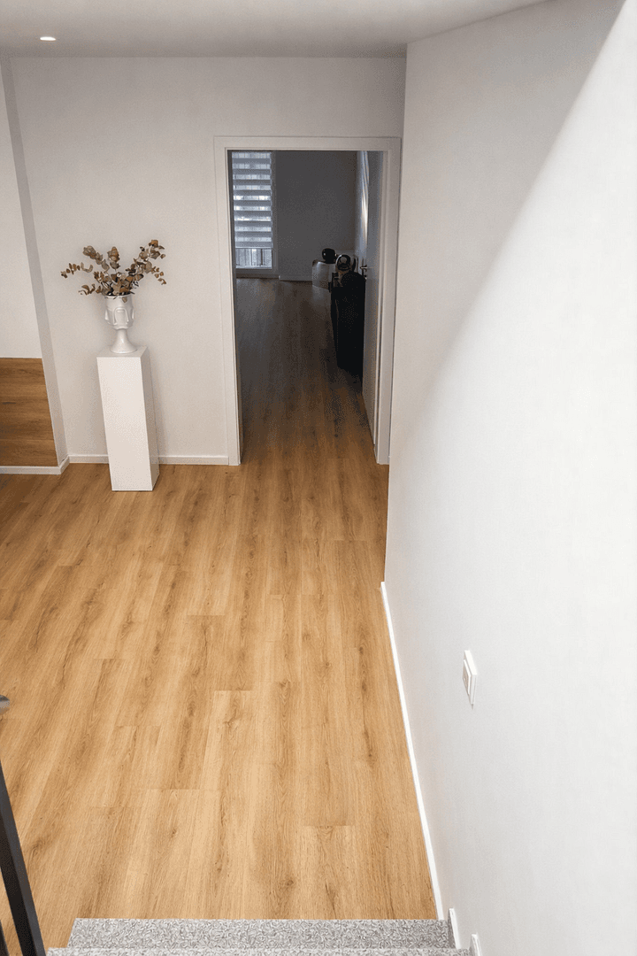 Prenájom bytu 5-izbový 172 m², Jockgrim, Porýnie-Falcko Prenájom bytu 5-izbový 172 m², Jockgrim, Porýnie-Falcko