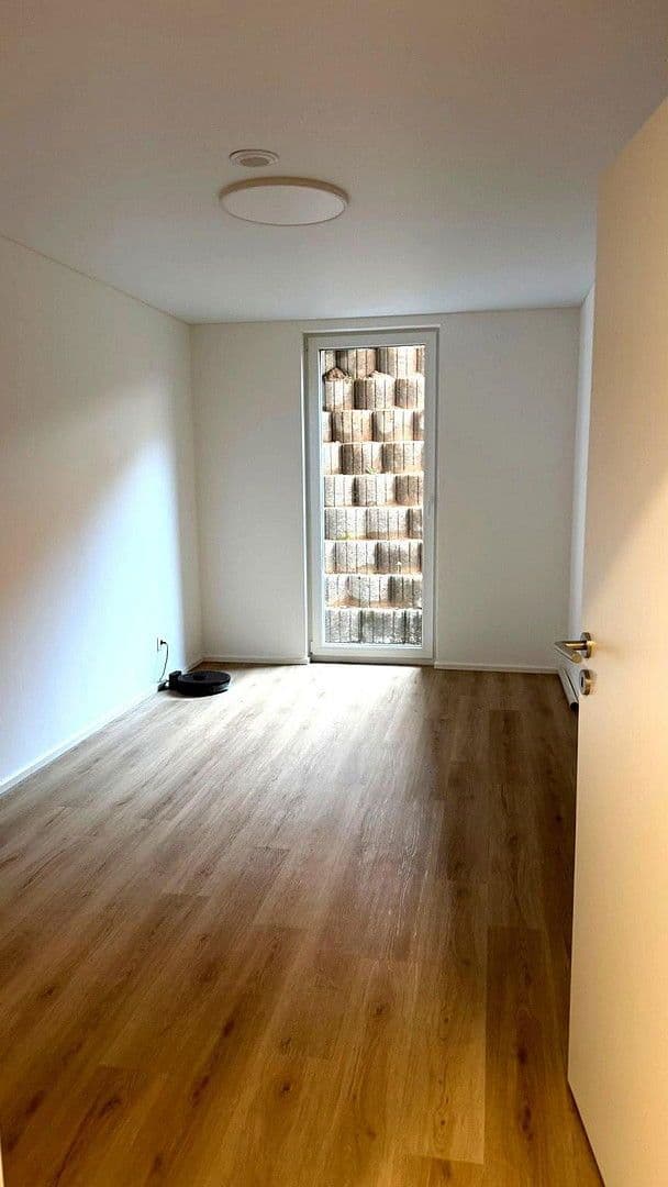 Prenájom bytu 5-izbový 172 m², Jockgrim, Porýnie-Falcko Prenájom bytu 5-izbový 172 m², Jockgrim, Porýnie-Falcko