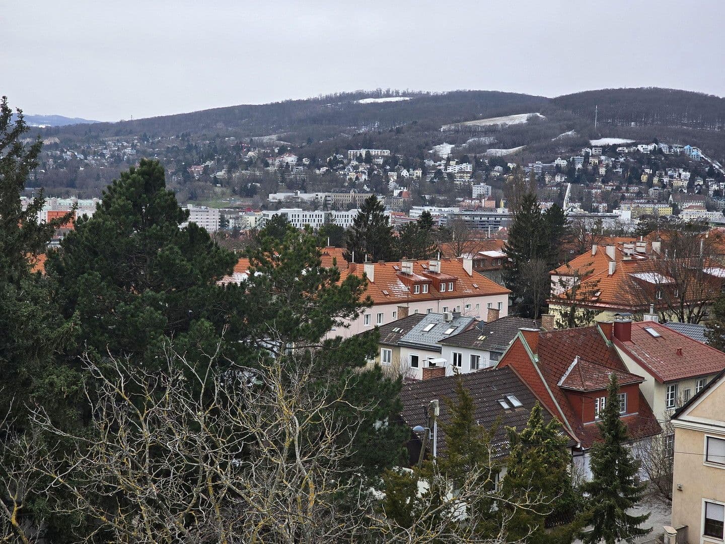 Prenájom bytu 4-izbový 113 m², Waidhausenstraße 45, Wien, Viedeň Prenájom bytu 4-izbový 113 m², Waidhausenstraße 45, Wien, Viedeň