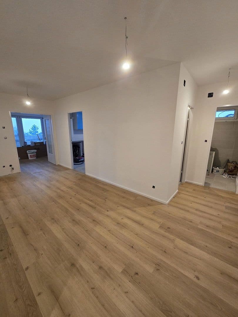 Prenájom bytu 4-izbový 113 m², Waidhausenstraße 45, Wien, Viedeň Prenájom bytu 4-izbový 113 m², Waidhausenstraße 45, Wien, Viedeň