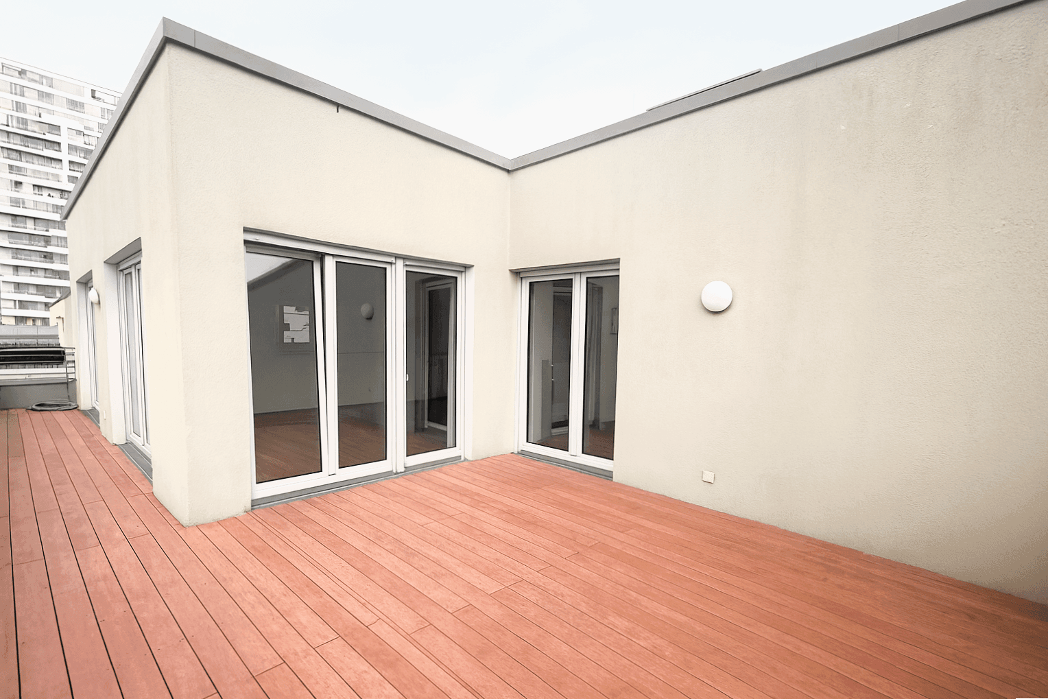 Predaj bytu 4-izbový 138 m², Frankfurt, Hesensko Predaj bytu 4-izbový 138 m², Frankfurt, Hesensko