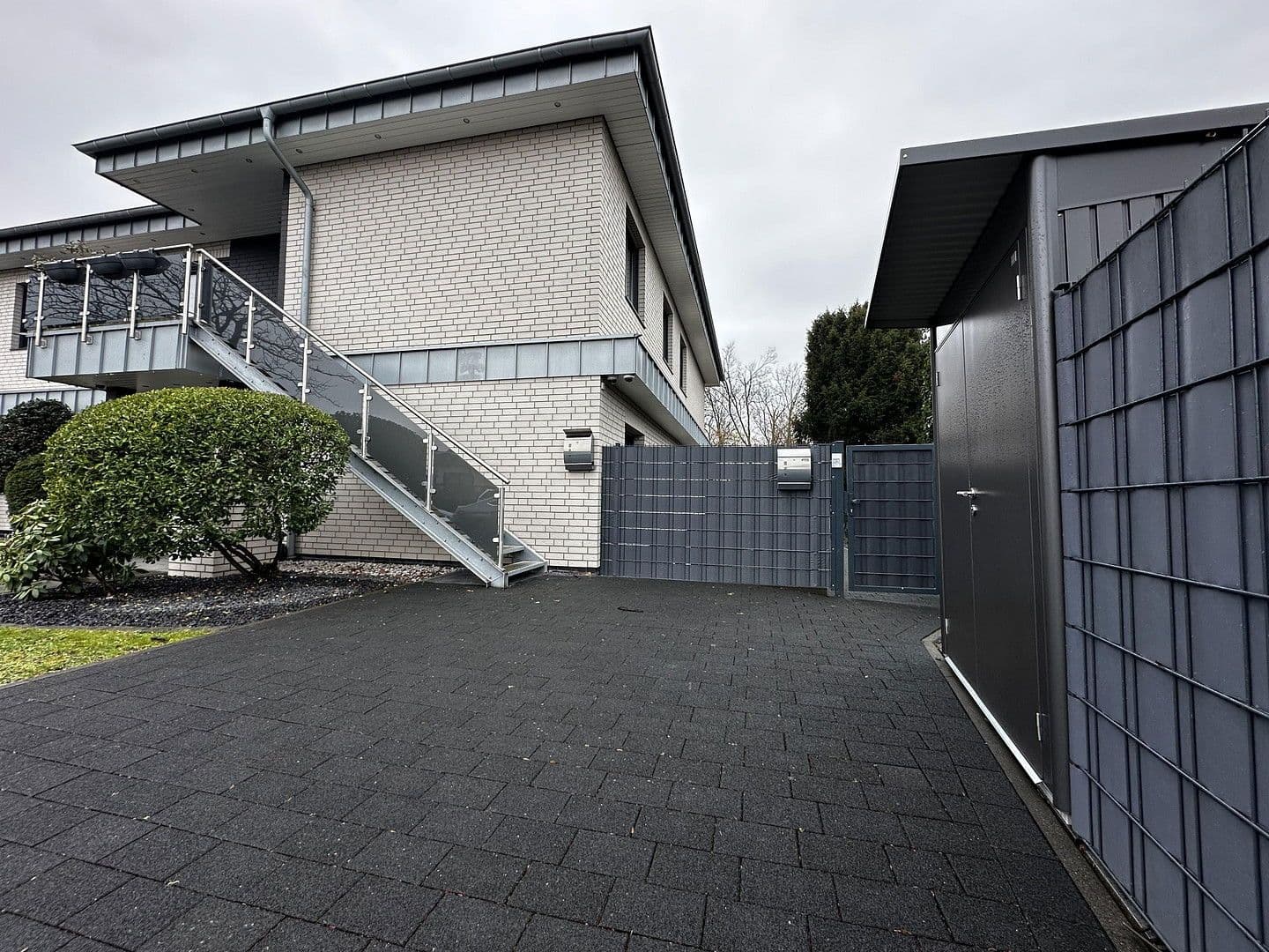 Prenájom bytu 2-izbový 50 m², Pestalozzistraße 44, Köln, Severné Porýnie - Westfálsko Prenájom bytu 2-izbový 50 m², Pestalozzistraße 44, Köln, Severné Porýnie - Westfálsko