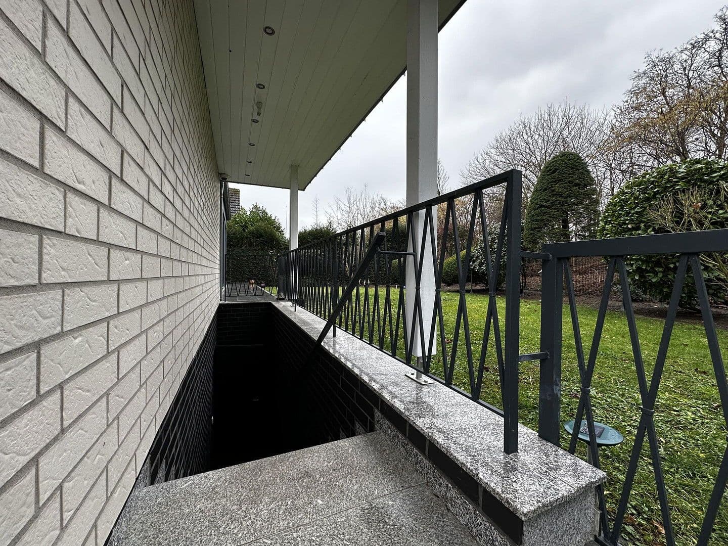 Prenájom bytu 2-izbový 50 m², Pestalozzistraße 44, Köln, Severné Porýnie - Westfálsko Prenájom bytu 2-izbový 50 m², Pestalozzistraße 44, Köln, Severné Porýnie - Westfálsko