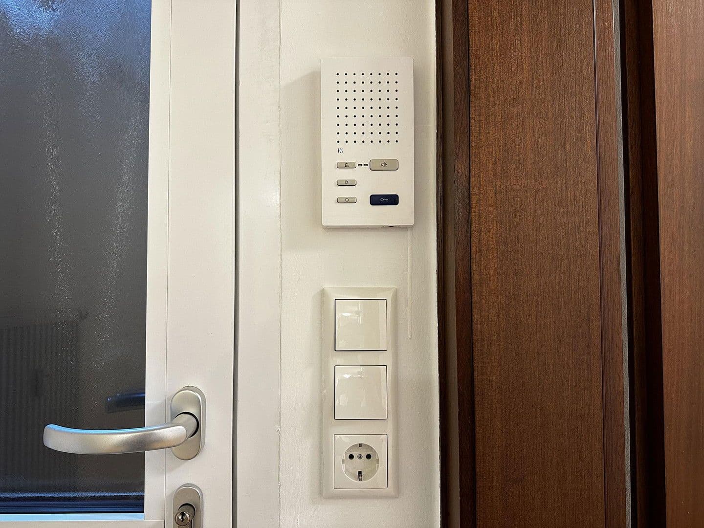 Prenájom bytu 2-izbový 50 m², Pestalozzistraße 44, Köln, Severné Porýnie - Westfálsko Prenájom bytu 2-izbový 50 m², Pestalozzistraße 44, Köln, Severné Porýnie - Westfálsko