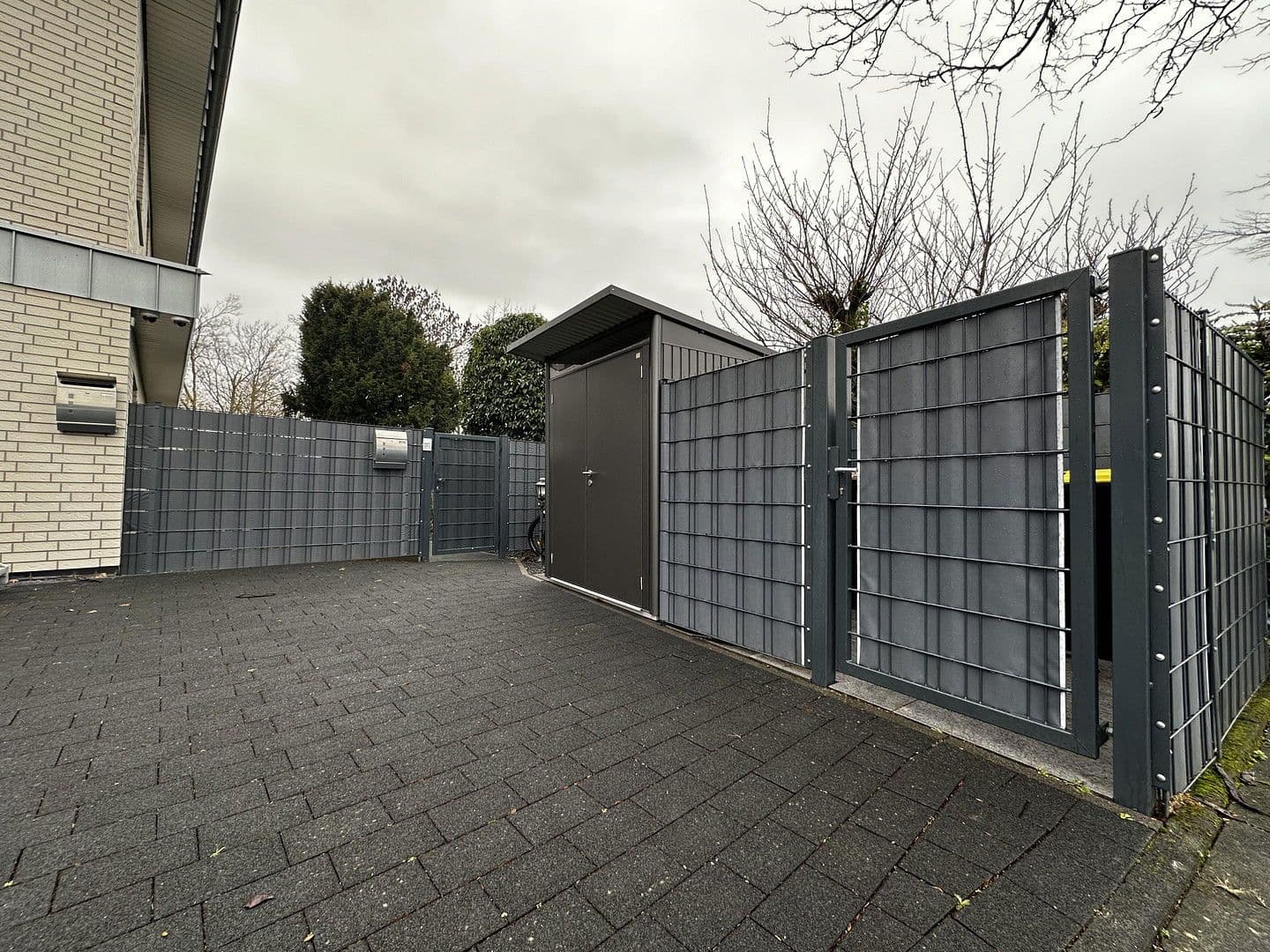 Prenájom bytu 2-izbový 50 m², Pestalozzistraße 44, Köln, Severné Porýnie - Westfálsko Prenájom bytu 2-izbový 50 m², Pestalozzistraße 44, Köln, Severné Porýnie - Westfálsko