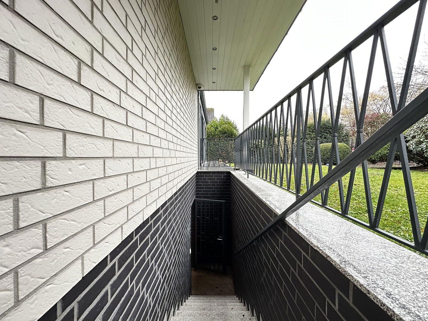 Prenájom bytu 2-izbový 50 m², Pestalozzistraße 44, Köln, Severné Porýnie - Westfálsko Prenájom bytu 2-izbový 50 m², Pestalozzistraße 44, Köln, Severné Porýnie - Westfálsko