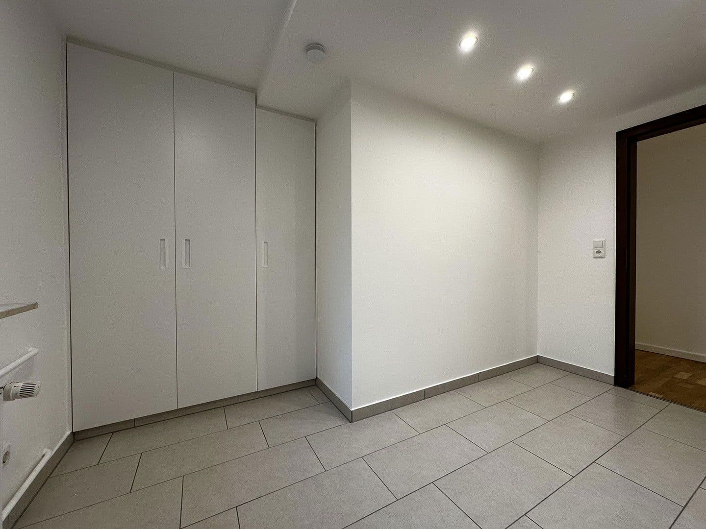 Prenájom bytu 2-izbový 50 m², Pestalozzistraße 44, Köln, Severné Porýnie - Westfálsko Prenájom bytu 2-izbový 50 m², Pestalozzistraße 44, Köln, Severné Porýnie - Westfálsko