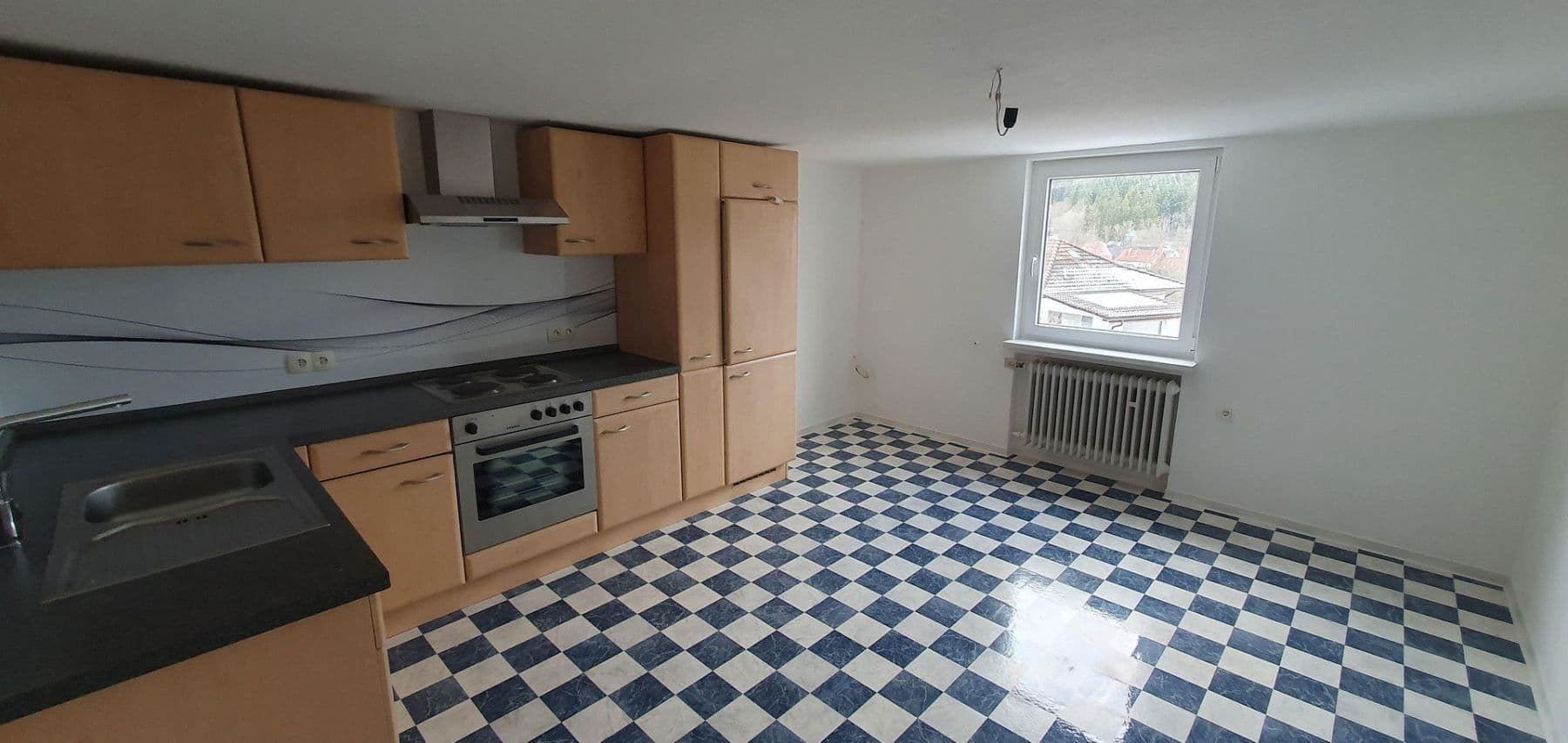 Prenájom bytu 2-izbový 69 m², Schlichtestraße 32, Burladingen, Bádensko-Wurttembersko Prenájom bytu 2-izbový 69 m², Schlichtestraße 32, Burladingen, Bádensko-Wurttembersko