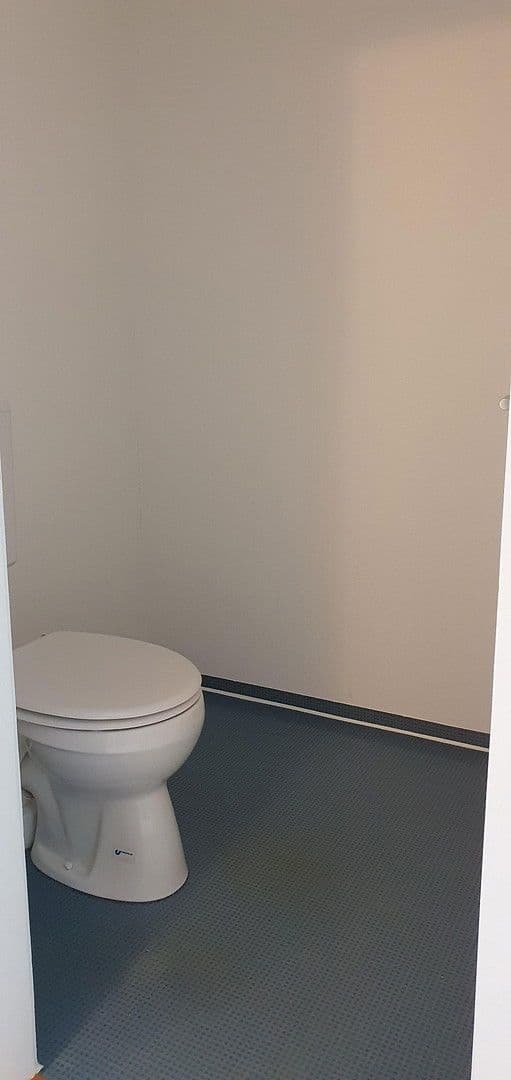 Prenájom bytu 2-izbový 69 m², Schlichtestraße 32, Burladingen, Bádensko-Wurttembersko Prenájom bytu 2-izbový 69 m², Schlichtestraße 32, Burladingen, Bádensko-Wurttembersko