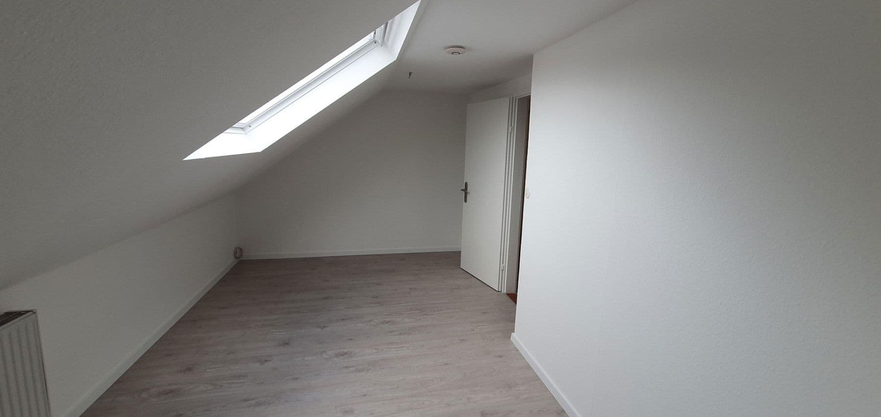 Prenájom bytu 2-izbový 69 m², Schlichtestraße 32, Burladingen, Bádensko-Wurttembersko Prenájom bytu 2-izbový 69 m², Schlichtestraße 32, Burladingen, Bádensko-Wurttembersko