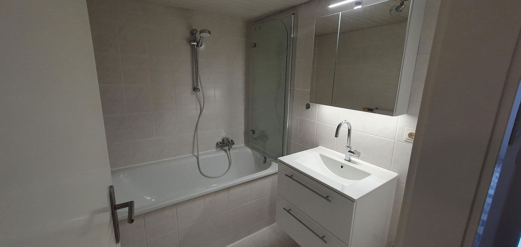 Prenájom bytu 2-izbový 69 m², Schlichtestraße 32, Burladingen, Bádensko-Wurttembersko Prenájom bytu 2-izbový 69 m², Schlichtestraße 32, Burladingen, Bádensko-Wurttembersko