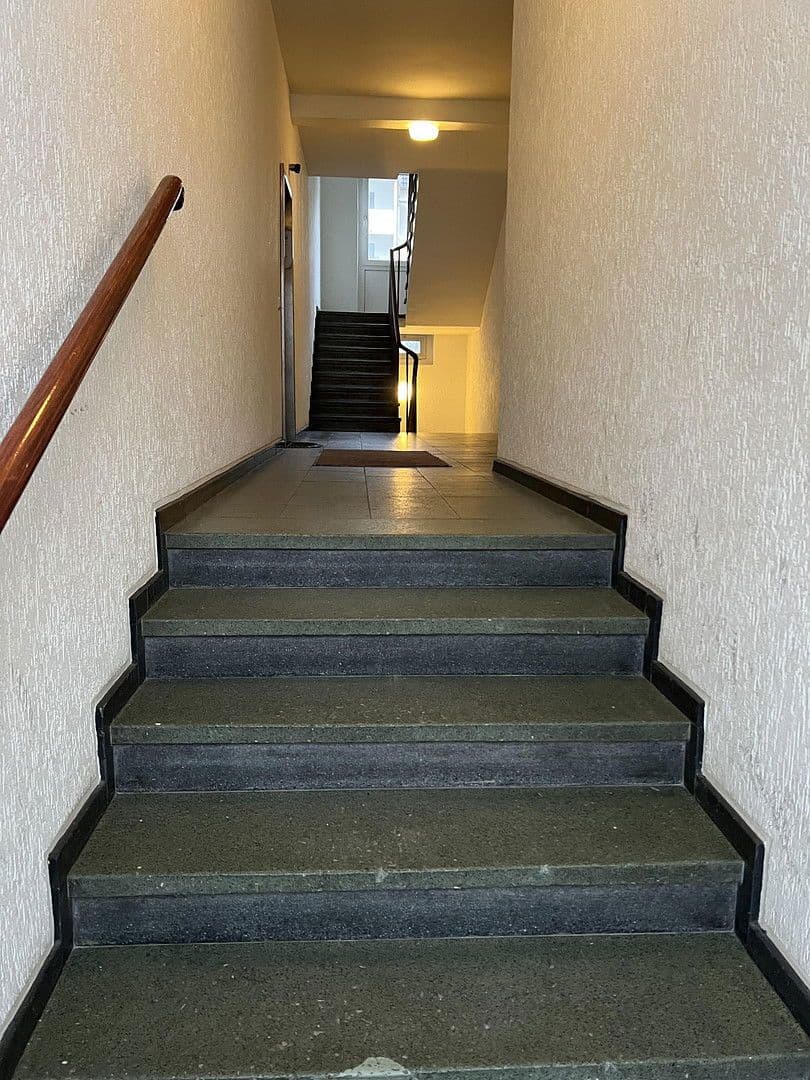 Prenájom bytu 2-izbový 50 m², Kleverstraße 64, Düsseldorf, Severné Porýnie - Westfálsko Prenájom bytu 2-izbový 50 m², Kleverstraße 64, Düsseldorf, Severné Porýnie - Westfálsko