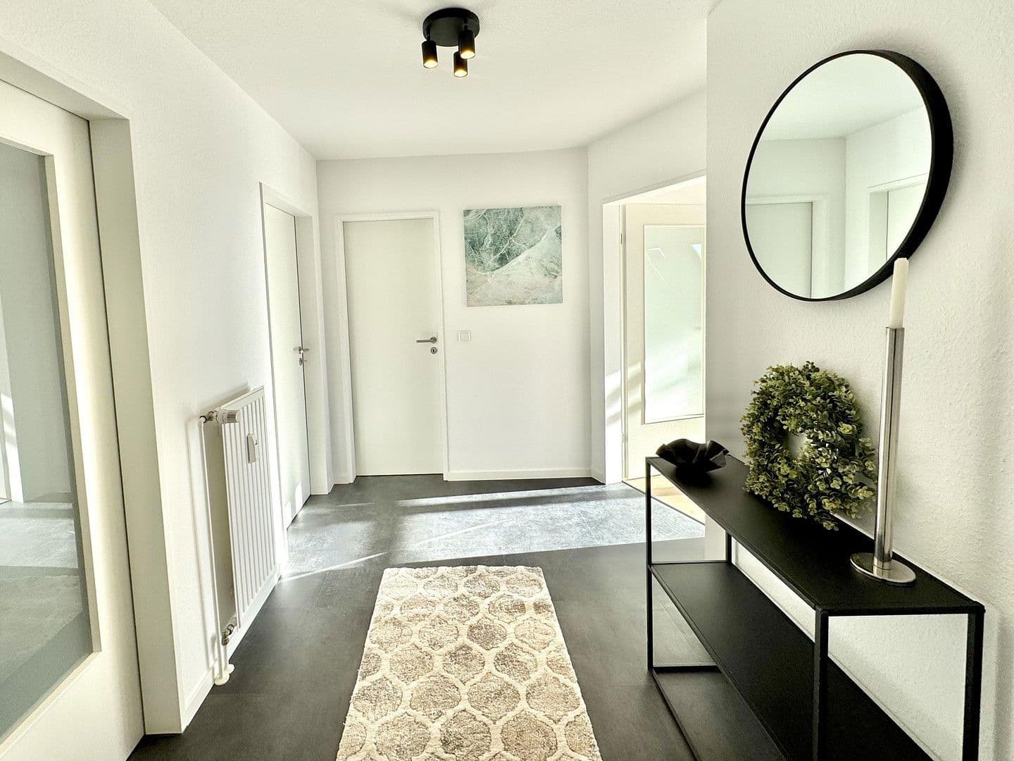 Predaj bytu 3-izbový 81 m², Schwerin, Meklenbursko-Predpomoransko Predaj bytu 3-izbový 81 m², Schwerin, Meklenbursko-Predpomoransko