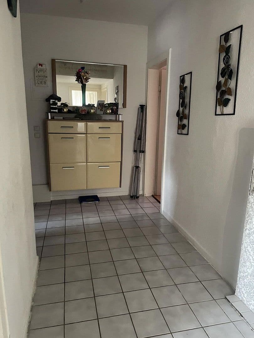 Prenájom bytu 3-izbový 58 m², Rommerskircherstr X, Köln, Severné Porýnie - Westfálsko Prenájom bytu 3-izbový 58 m², Rommerskircherstr X, Köln, Severné Porýnie - Westfálsko