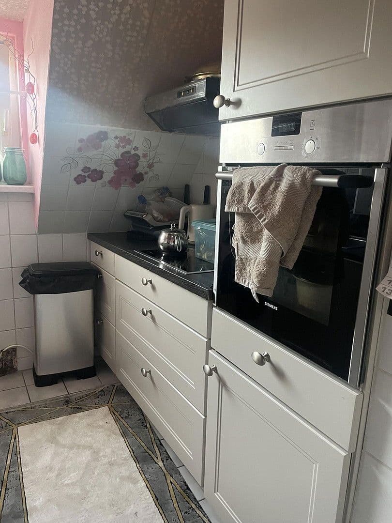 Prenájom bytu 3-izbový 58 m², Rommerskircherstr X, Köln, Severné Porýnie - Westfálsko Prenájom bytu 3-izbový 58 m², Rommerskircherstr X, Köln, Severné Porýnie - Westfálsko