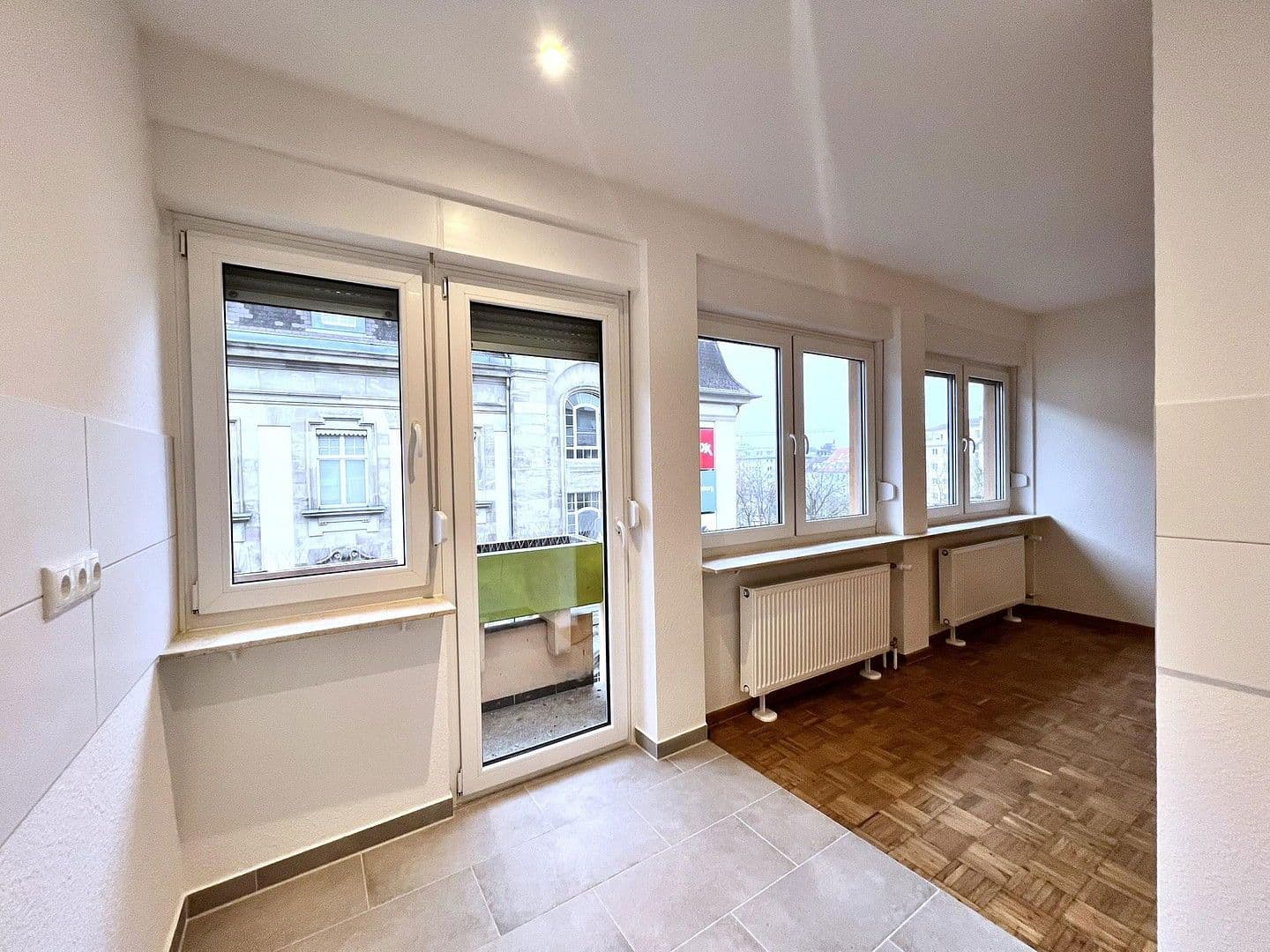 Prenájom bytu 2-izbový 56 m², Douglasstr. 28/30, Karlsruhe, Bádensko-Wurttembersko Prenájom bytu 2-izbový 56 m², Douglasstr. 28/30, Karlsruhe, Bádensko-Wurttembersko