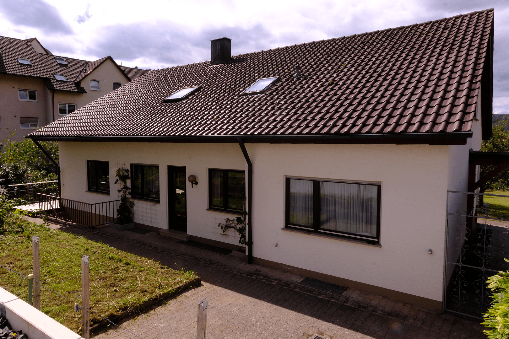Predaj domu 267 m², pozemek 790 m², Calw, Bádensko-Wurttembersko Predaj domu 267 m², pozemek 790 m², Calw, Bádensko-Wurttembersko