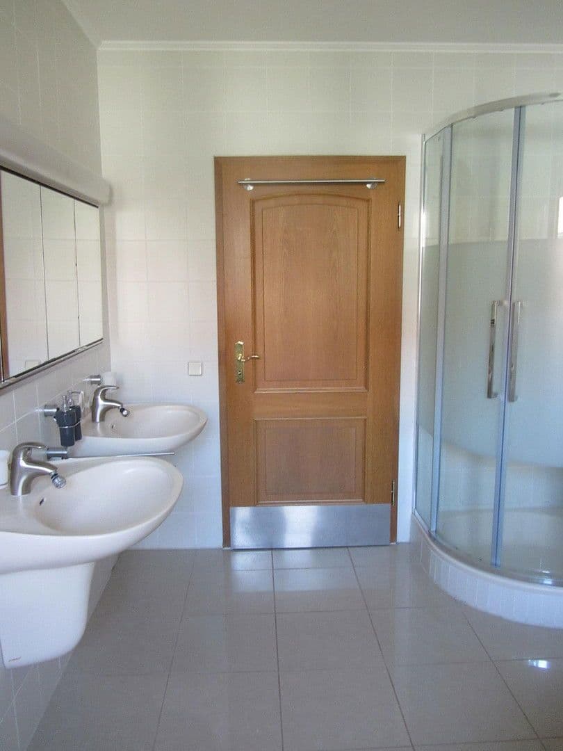 Prenájom bytu 5-izbový 159 m², Nordendtr 7, Geisenfeld, Bavorsko Prenájom bytu 5-izbový 159 m², Nordendtr 7, Geisenfeld, Bavorsko