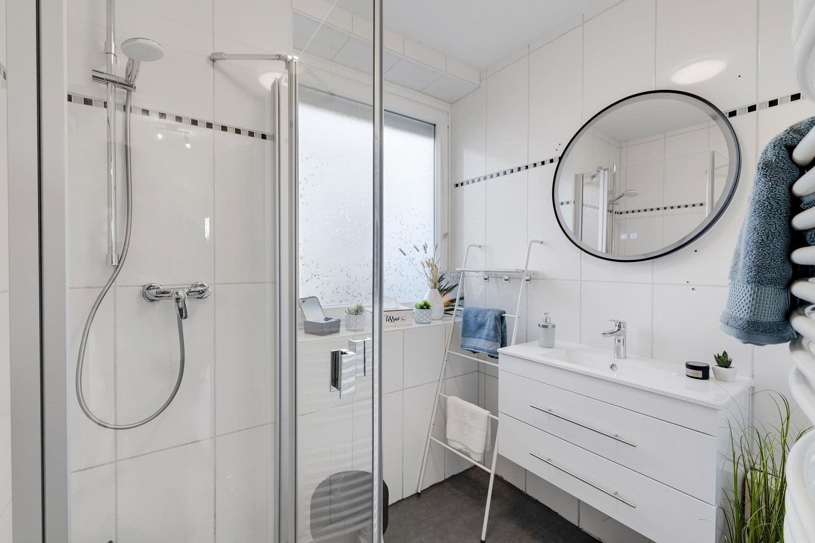 Predaj bytu 4-izbový 81 m², Oldenburg, Dolné Sasko Predaj bytu 4-izbový 81 m², Oldenburg, Dolné Sasko