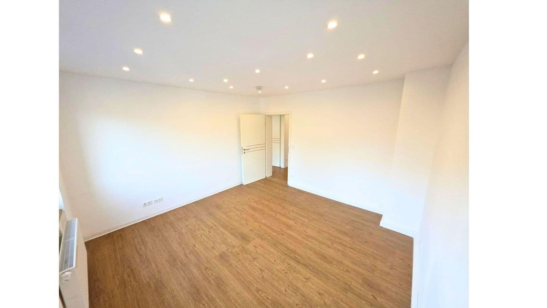 Predaj bytu 3-izbový 62 m², Kriegsstr. 296, Karlsruhe, Bádensko-Wurttembersko Predaj bytu 3-izbový 62 m², Kriegsstr. 296, Karlsruhe, Bádensko-Wurttembersko