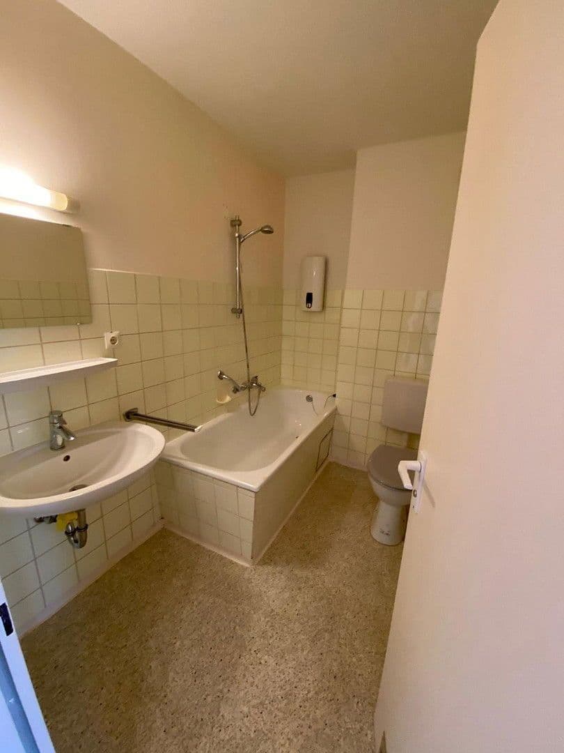 Prenájom bytu 1-izbový 34 m², Richard-Strauss-Straße 9, Karlsfeld, Bavorsko Prenájom bytu 1-izbový 34 m², Richard-Strauss-Straße 9, Karlsfeld, Bavorsko