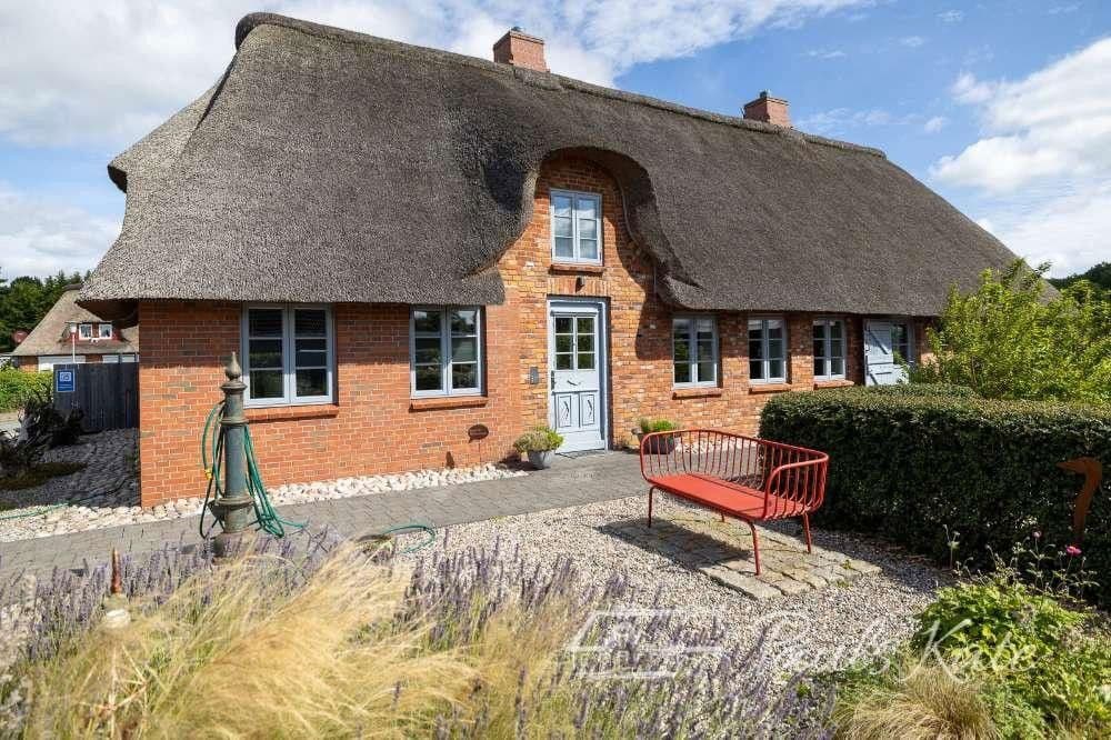 Predaj domu 196 m², pozemek 3.000 m², Dörpsstraat 30, Almdorf, Šlezvicko-Holštajnsko Predaj domu 196 m², pozemek 3.000 m², Dörpsstraat 30, Almdorf, Šlezvicko-Holštajnsko