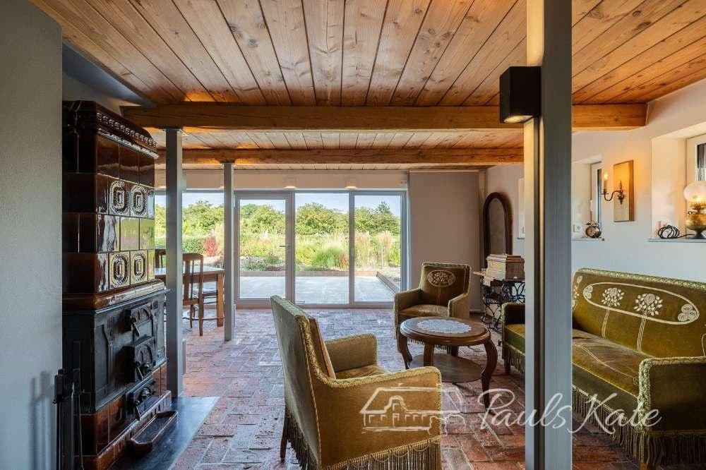 Predaj domu 196 m², pozemek 3.000 m², Dörpsstraat 30, Almdorf, Šlezvicko-Holštajnsko Predaj domu 196 m², pozemek 3.000 m², Dörpsstraat 30, Almdorf, Šlezvicko-Holštajnsko