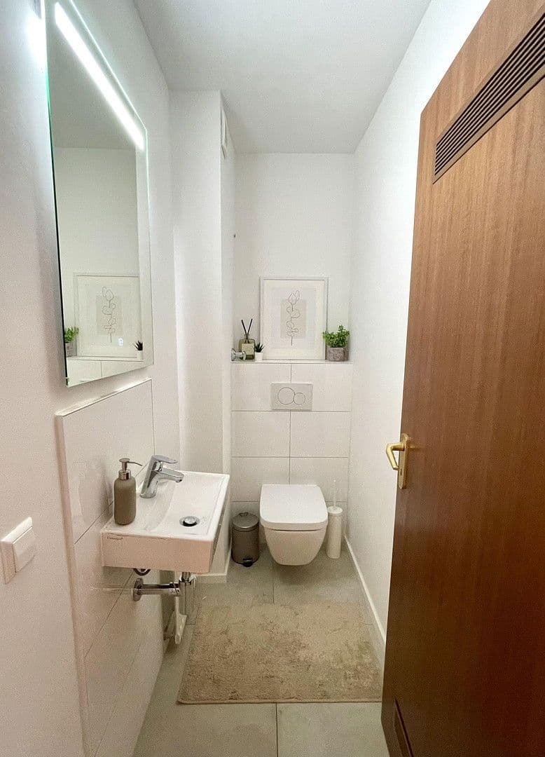 Predaj bytu 3-izbový 80 m², Moltkestr. 44, Altrip, Porýnie-Falcko Predaj bytu 3-izbový 80 m², Moltkestr. 44, Altrip, Porýnie-Falcko