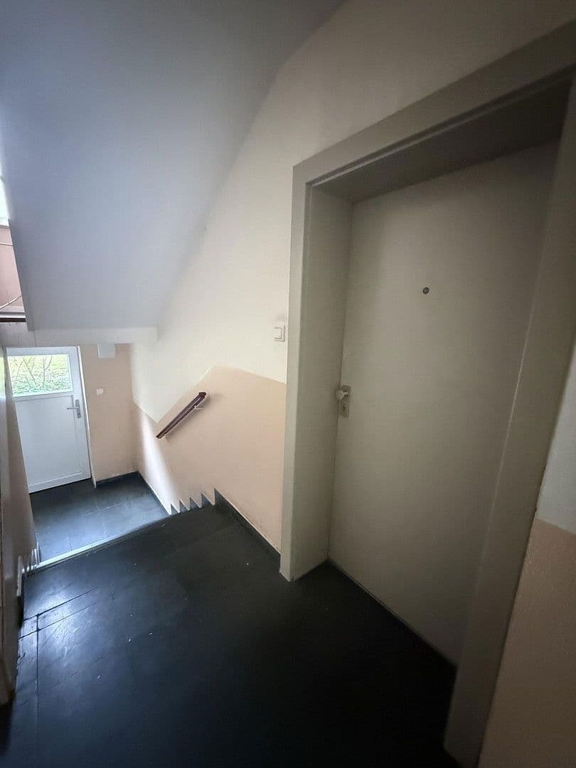 Prenájom bytu 1-izbový 35 m², Oberdörnen 35, Wuppertal, Severné Porýnie - Westfálsko Prenájom bytu 1-izbový 35 m², Oberdörnen 35, Wuppertal, Severné Porýnie - Westfálsko