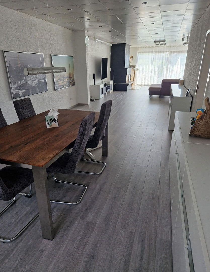 Predaj domu 155 m², pozemek 650 m², Große Rheinstraße 11, Philippsburg, Bádensko-Wurttembersko Predaj domu 155 m², pozemek 650 m², Große Rheinstraße 11, Philippsburg, Bádensko-Wurttembersko