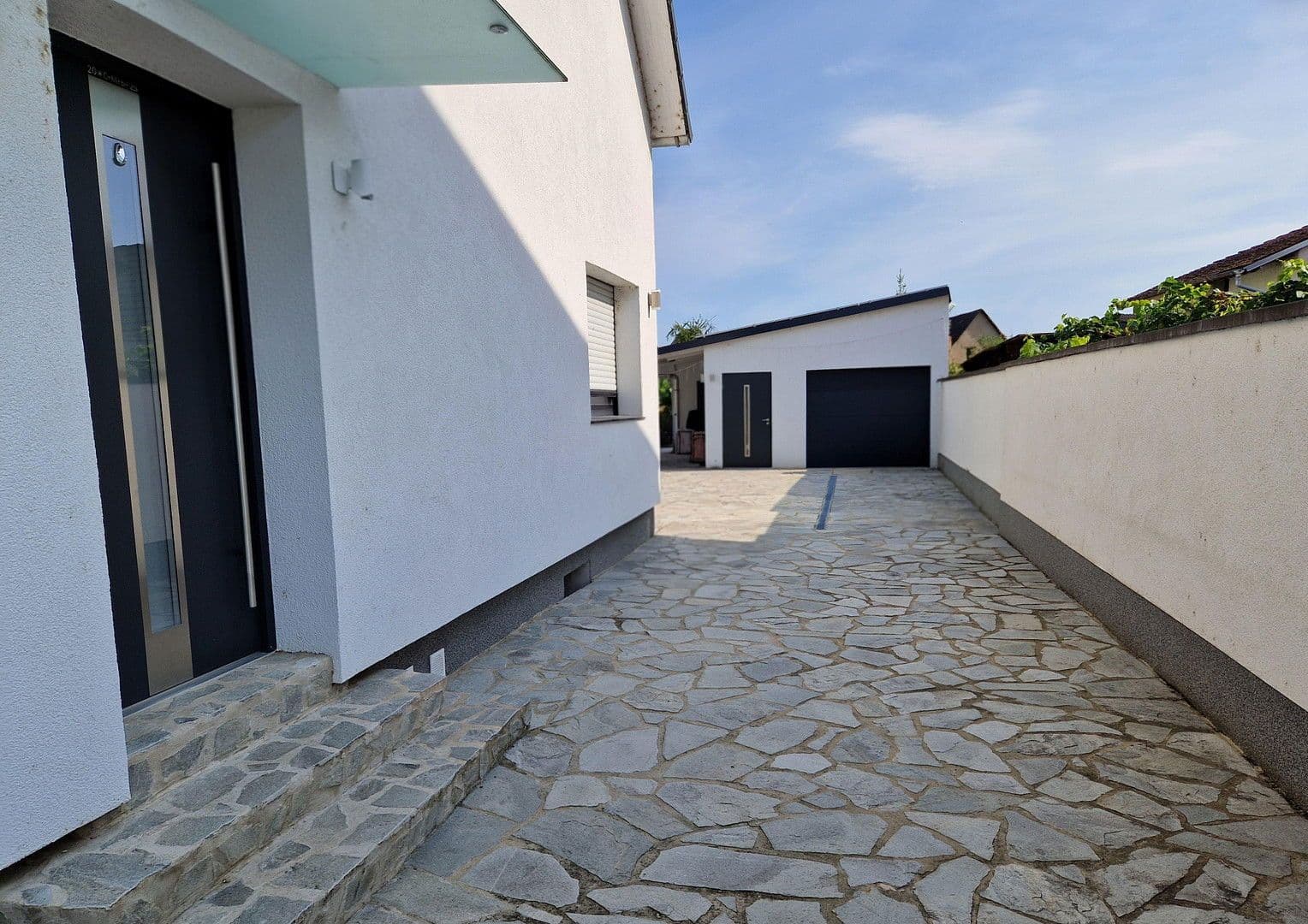 Predaj domu 155 m², pozemek 650 m², Große Rheinstraße 11, Philippsburg, Bádensko-Wurttembersko Predaj domu 155 m², pozemek 650 m², Große Rheinstraße 11, Philippsburg, Bádensko-Wurttembersko