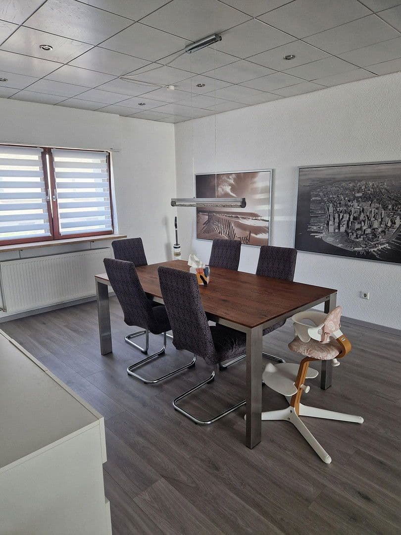 Predaj domu 155 m², pozemek 650 m², Große Rheinstraße 11, Philippsburg, Bádensko-Wurttembersko Predaj domu 155 m², pozemek 650 m², Große Rheinstraße 11, Philippsburg, Bádensko-Wurttembersko