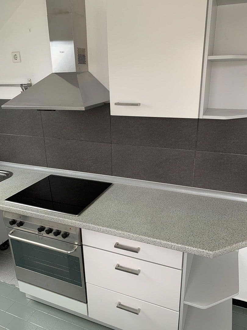 Prenájom bytu 3-izbový 64 m², Filderstadt, Bádensko-Wurttembersko Prenájom bytu 3-izbový 64 m², Filderstadt, Bádensko-Wurttembersko