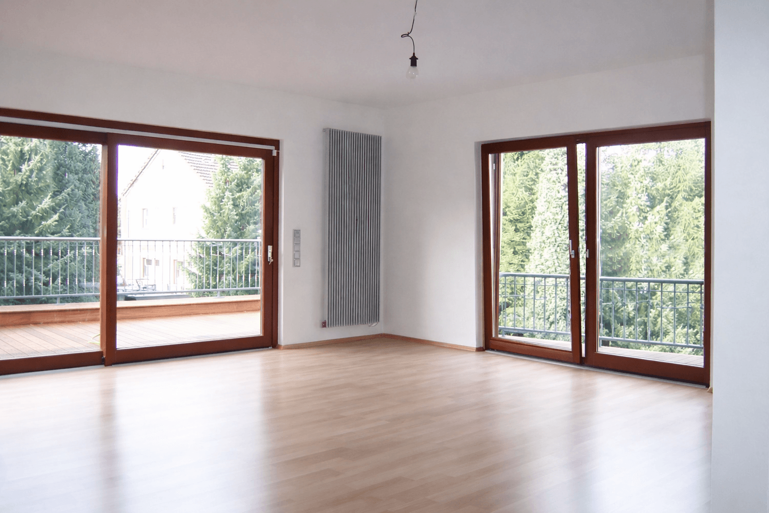 Predaj domu 273 m², pozemek 1.278 m², Oberhausen, Severné Porýnie - Westfálsko Predaj domu 273 m², pozemek 1.278 m², Oberhausen, Severné Porýnie - Westfálsko