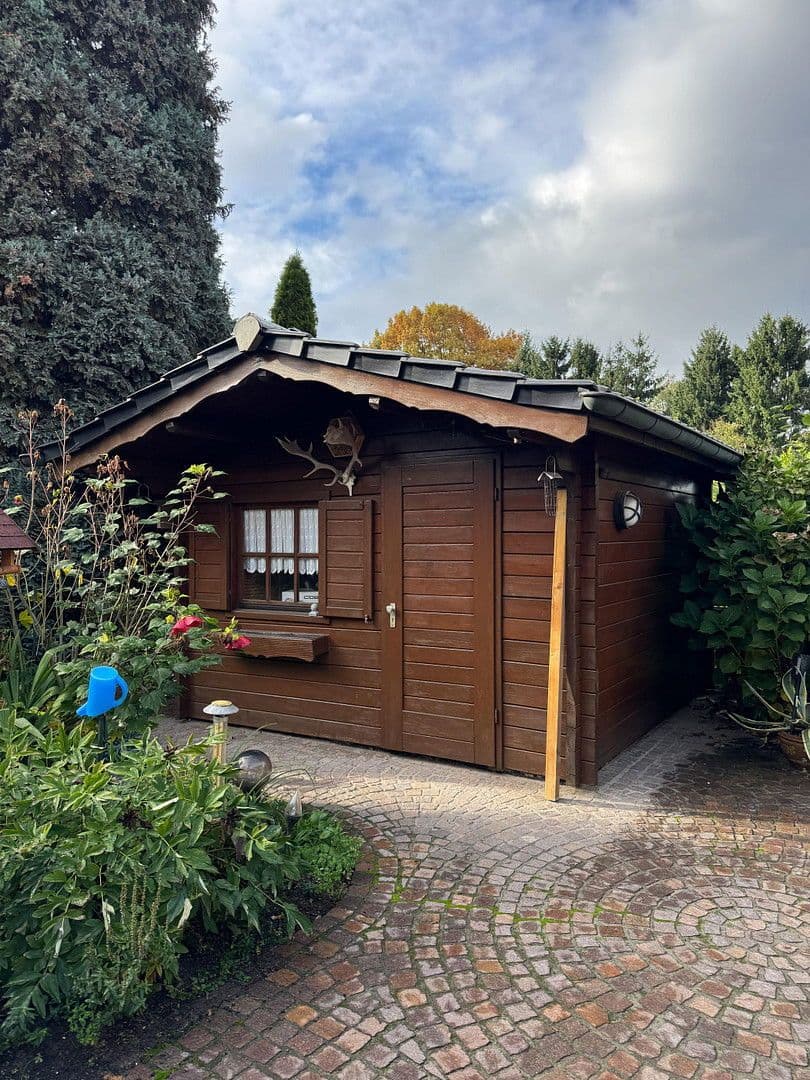 Predaj domu 273 m², pozemek 1.278 m², Oberhausen, Severné Porýnie - Westfálsko Predaj domu 273 m², pozemek 1.278 m², Oberhausen, Severné Porýnie - Westfálsko