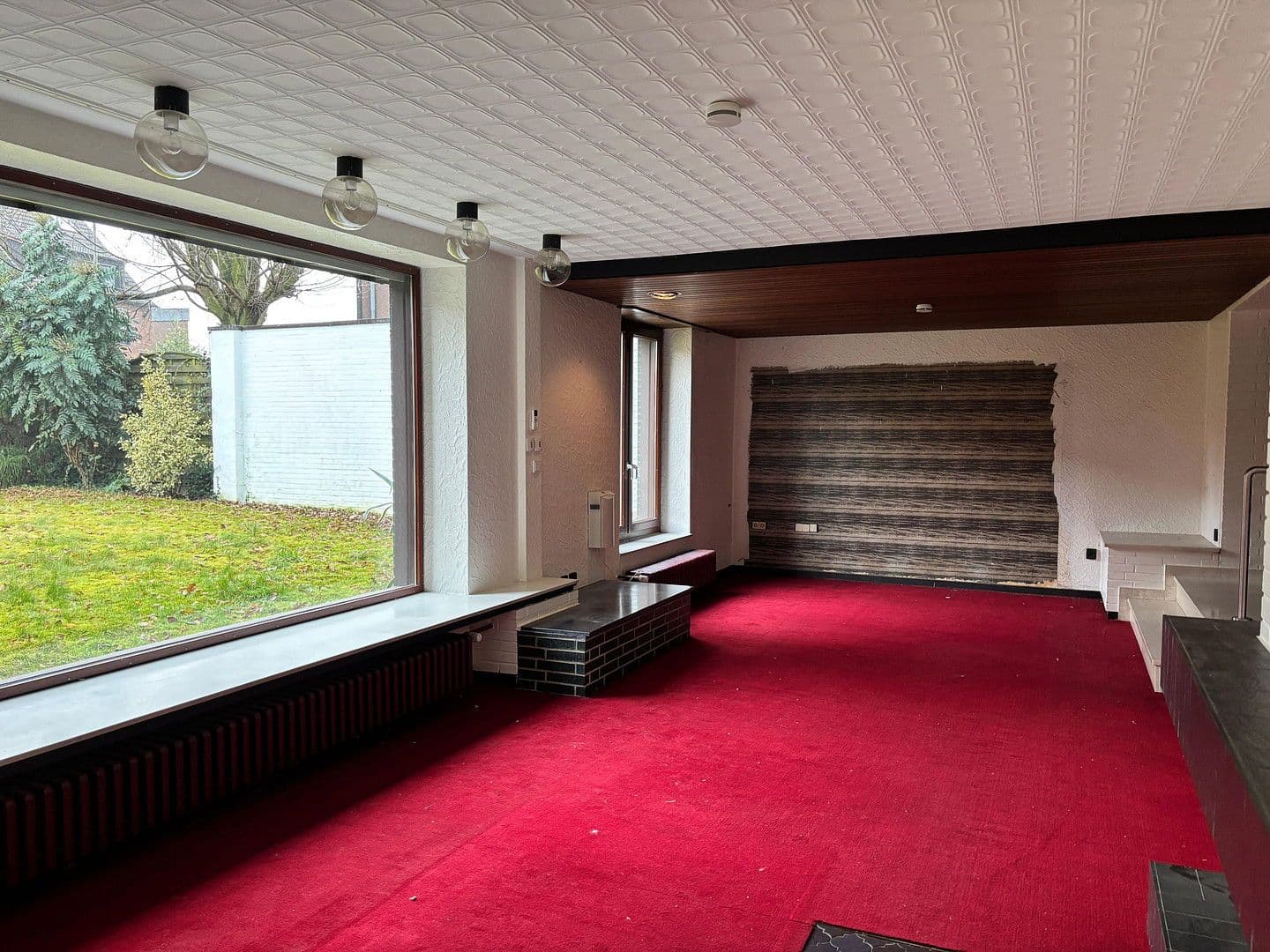 Predaj domu 273 m², pozemek 1.278 m², Oberhausen, Severné Porýnie - Westfálsko Predaj domu 273 m², pozemek 1.278 m², Oberhausen, Severné Porýnie - Westfálsko
