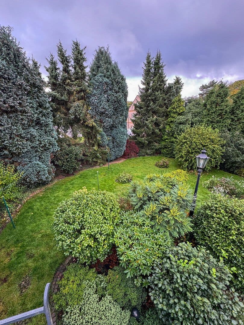 Predaj domu 273 m², pozemek 1.278 m², Oberhausen, Severné Porýnie - Westfálsko Predaj domu 273 m², pozemek 1.278 m², Oberhausen, Severné Porýnie - Westfálsko