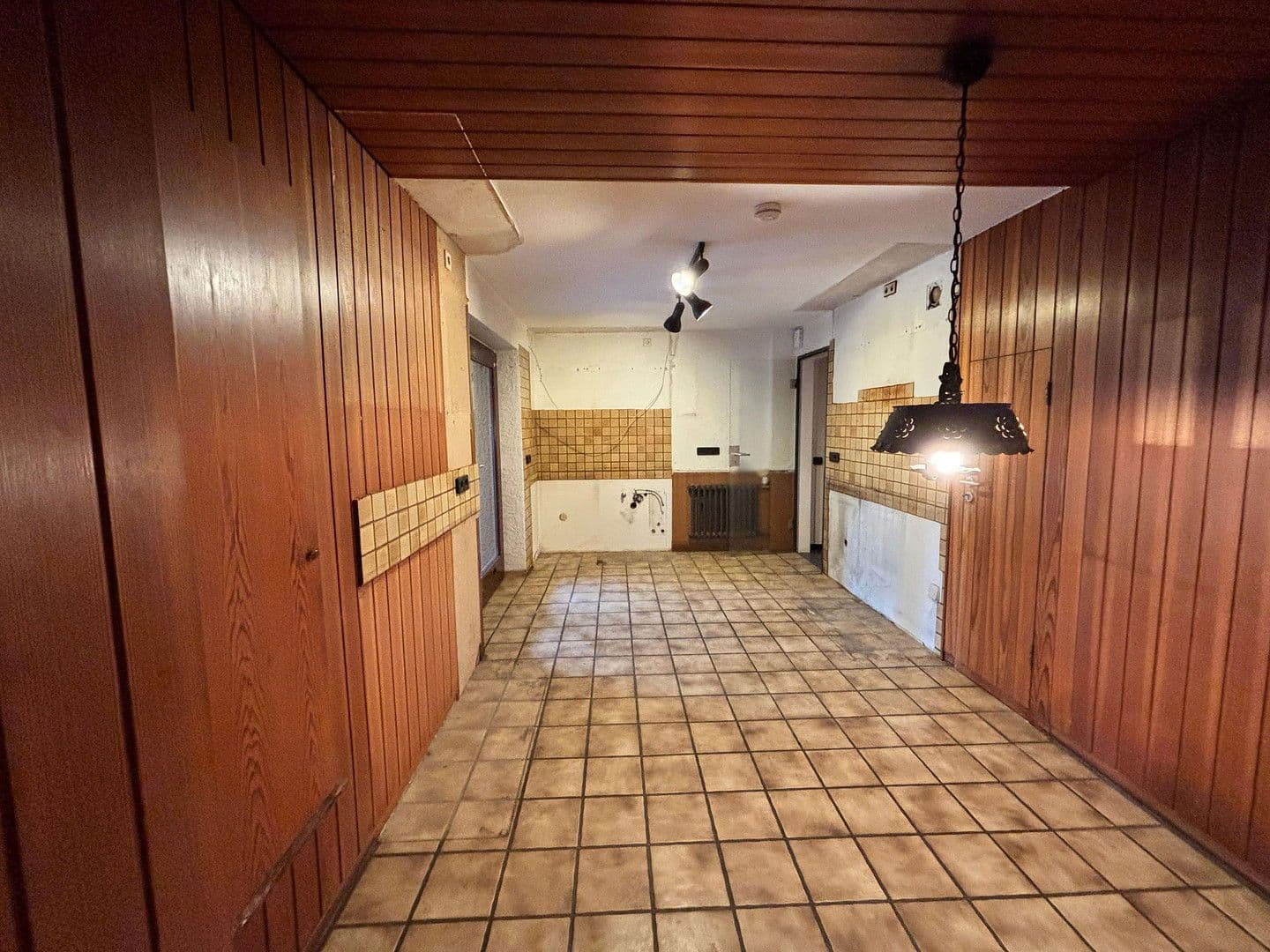 Predaj domu 273 m², pozemek 1.278 m², Oberhausen, Severné Porýnie - Westfálsko Predaj domu 273 m², pozemek 1.278 m², Oberhausen, Severné Porýnie - Westfálsko