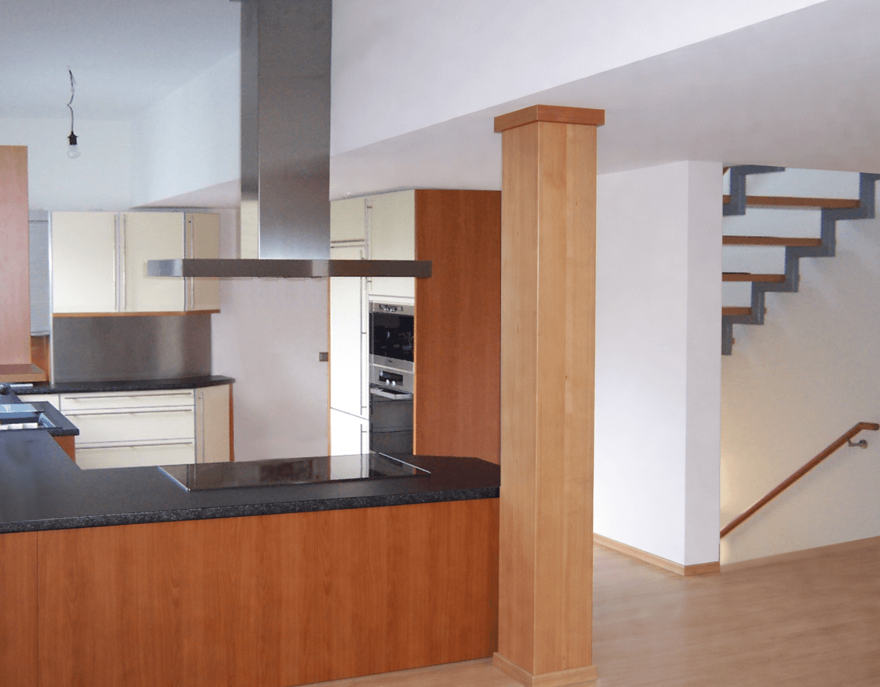 Predaj domu 273 m², pozemek 1.278 m², Oberhausen, Severné Porýnie - Westfálsko Predaj domu 273 m², pozemek 1.278 m², Oberhausen, Severné Porýnie - Westfálsko