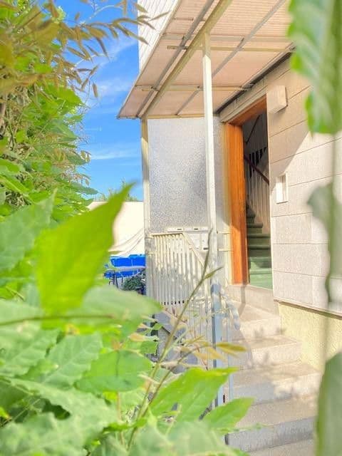 Prenájom bytu 3-izbový 75 m², Stuttgart, Bádensko-Wurttembersko Prenájom bytu 3-izbový 75 m², Stuttgart, Bádensko-Wurttembersko