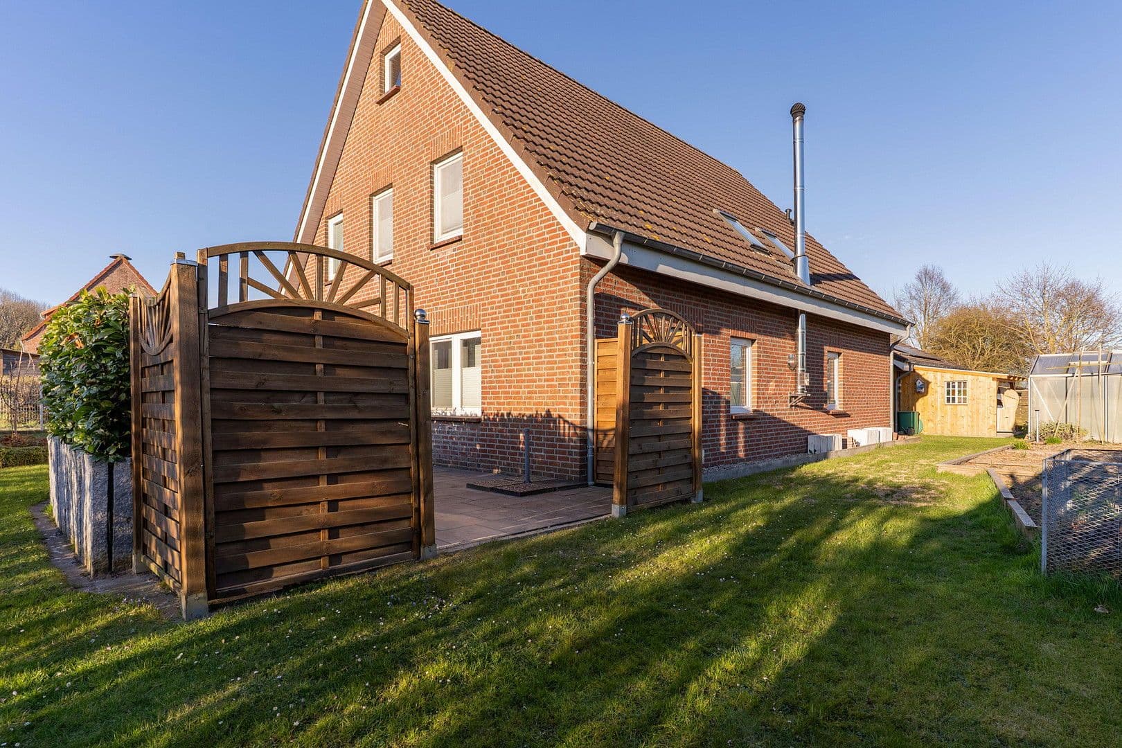 Predaj domu 161 m², pozemek 861 m², Neukirchen, Šlezvicko-Holštajnsko Predaj domu 161 m², pozemek 861 m², Neukirchen, Šlezvicko-Holštajnsko