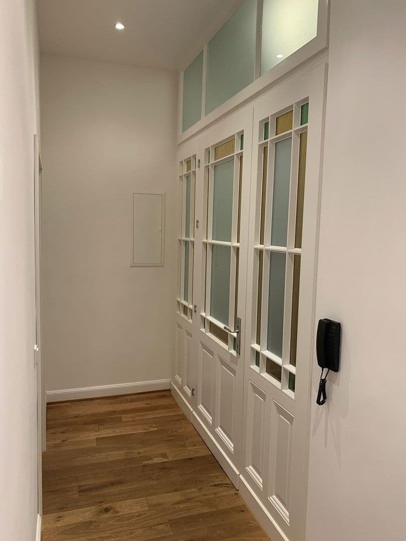 Prenájom bytu 4-izbový 112 m², Trimbornstrasse 11, Köln, Severné Porýnie - Westfálsko Prenájom bytu 4-izbový 112 m², Trimbornstrasse 11, Köln, Severné Porýnie - Westfálsko