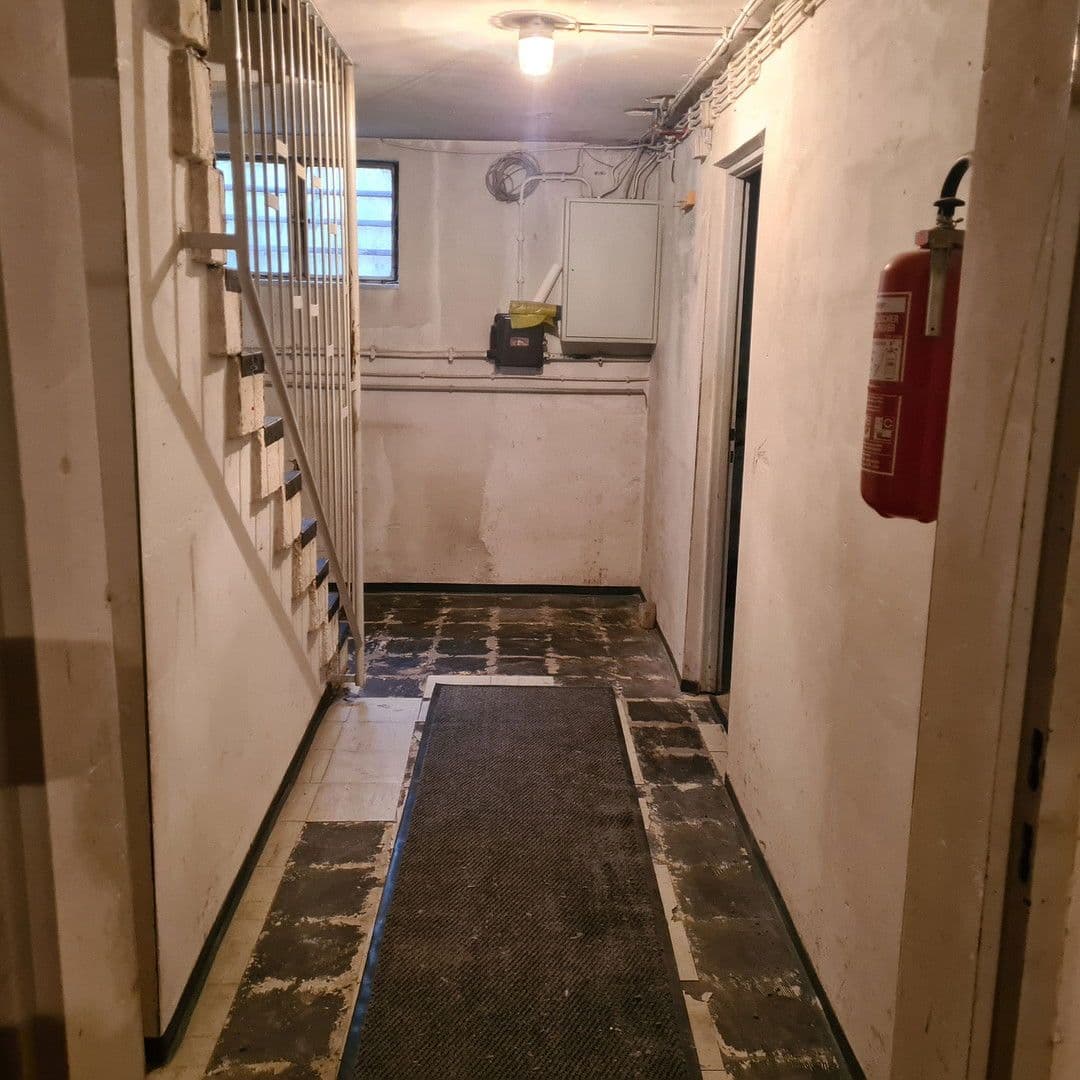 Predaj domu 90 m², pozemek 197 m², Hauffstraße 48/1, Pfullingen, Bádensko-Wurttembersko Predaj domu 90 m², pozemek 197 m², Hauffstraße 48/1, Pfullingen, Bádensko-Wurttembersko