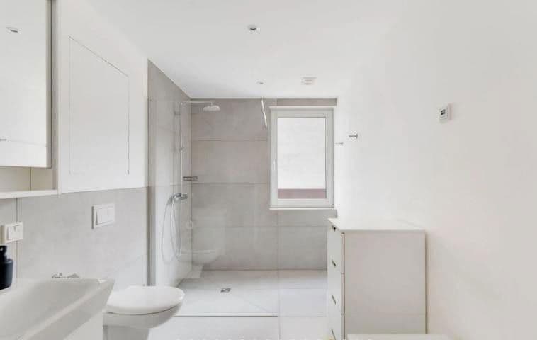 Prenájom bytu 2-izbový 77 m², Linienstraße 21, Leverkusen, Severné Porýnie - Westfálsko Prenájom bytu 2-izbový 77 m², Linienstraße 21, Leverkusen, Severné Porýnie - Westfálsko